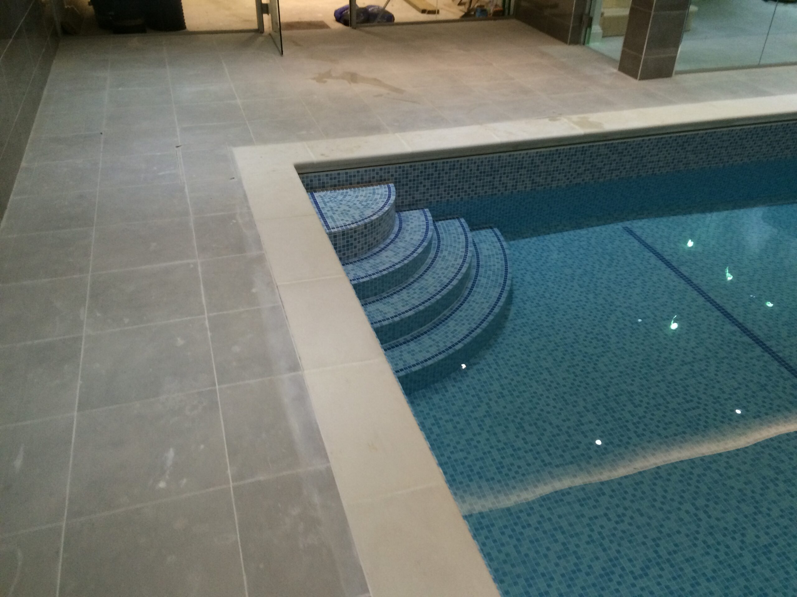 Albatross Pools and Spas LTD |Installation, Servicing and Repairs | Outdoor Swimming Pools | Indoor Swimming Pools | Spas & Wellness